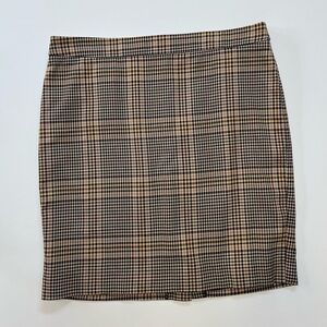 1. State Black and Tan Plaid Skirt Size 14